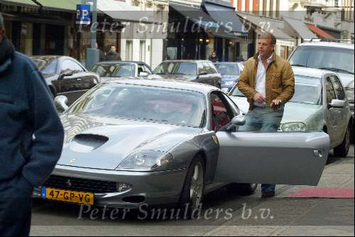 Amsterdam 16 maart 2004
Rene Bloem met ferrari op pc hooftstraat