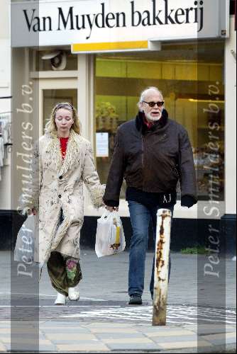 Amsterdam 29 maart 2003
Rob Houwer met vriendin boodschappen doen