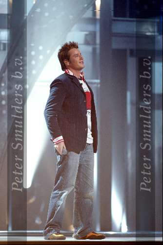 Hilversum 6 maart 2004
Idols in studio 22. Robin Idols
Eerste finale ronde 2004