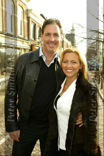 Muiden 29 maart 2003
Presentatie dvd Gerard Joling bij Cafe ome Ko in Muiden.
Tatjana  met vriend Ewald