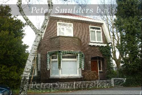 Amstelveen7 maart 2004
Nieuwe huis Xander de Busonje in Amstelveen?????