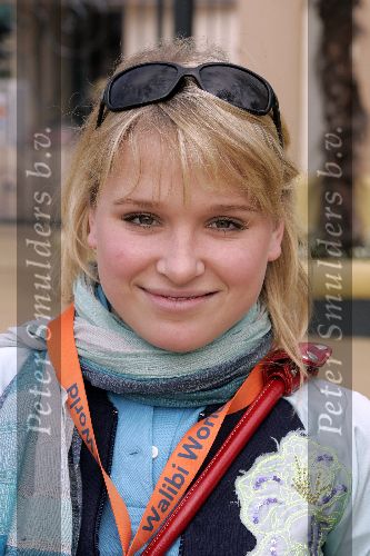 Biddingshuizen 25 maart 2005
opening Walibi World.
Alice idols