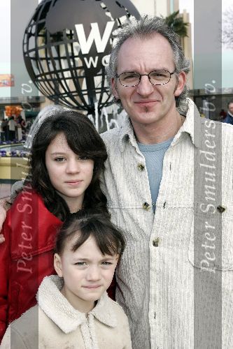 Biddingshuizen 25 maart 2005
opening Walibi World.
Jeroen v Inkel met kinderen