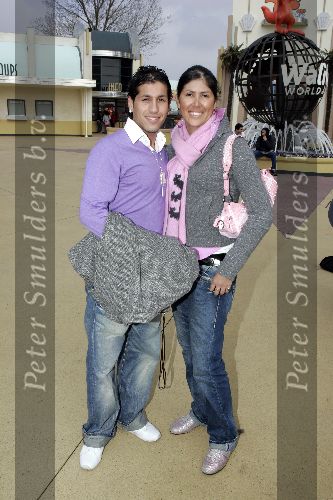 Biddingshuizen 25 maart 2005
opening Walibi World.
Jody Bernal en Shanne Breukhoven