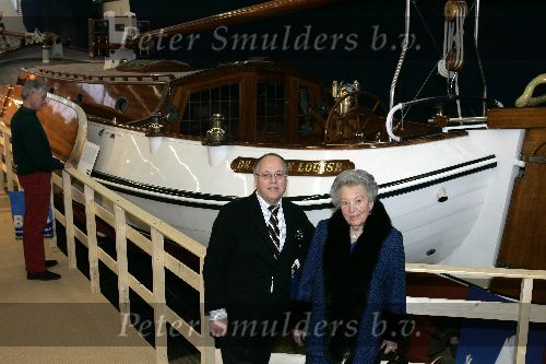 Amsterdam 1 maart 2005
Opening Hiswa door Prins Willem Alexander.
Joop Braakhekke met zijn moeder voor boot \