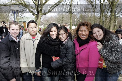 Kaatsheuvel  20 maart 2005
10 jaar princess in de efteling.
Justine Pelmelay met kinderen