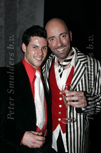Amsterdam 12 maart 2005
Modeshow Mart Visser in het hilton.  
Maik de Boer met vriend
