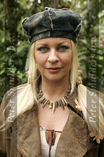 Amsterdam 8 maart 2005
Presentatie bobo\'s in de bush.
Manuela Kemp