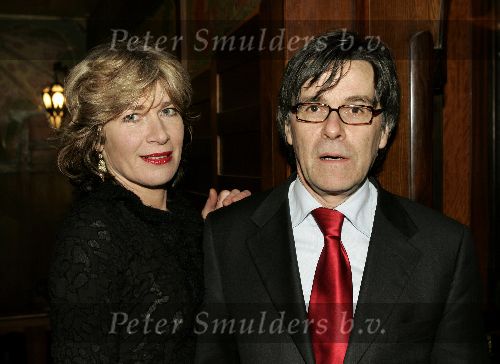 Amsterdam 9 maart 2005
Premiere Hotel Rwanda in Tushinski
Mieke v d Weij met man