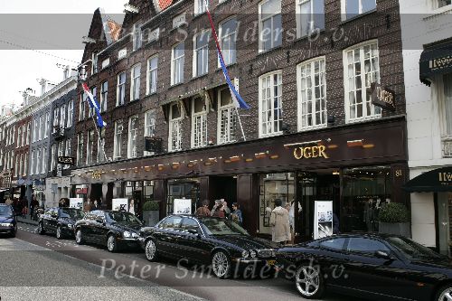 Amsterdam 26 maart 2005
Bn ers verkopen bij Oger voor Orange Babies. Jaguar