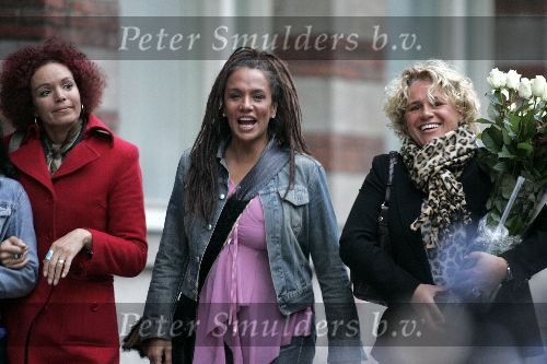 Amsterdam 25 maart 2005
Patty Brard viert 50e verjaardag met Francis (big Diet) en nog 2 vriendinnen bij Quartier Sud