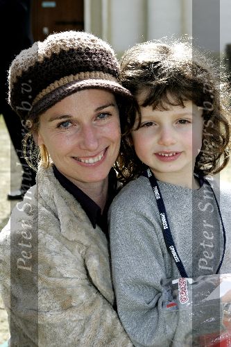 Kaatsheuvel  20 maart 2005
10 jaar princess in de efteling.
Patty Somer met hoed/pet en zoon
