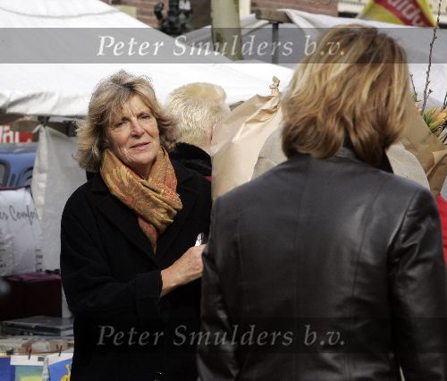 Wijk bij Duurstede 16 maart 2005
Prinses Irene op de markt in Wijk bij Duurstede
