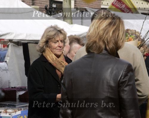 Wijk bij Duurstede 16 maart 2005
Prinses Irene op de markt in Wijk bij Duurstede
Peter Smulders bv