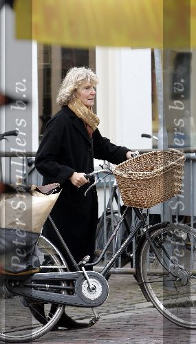 Wijk bij Duurstede 16 maart 2005
Prinses Irene op de markt in Wijk bij Duurstede