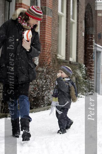 Amsterdam 2 maart 2005
Prinses marilene met Lucas  v Vollenhoven en Anna v Vollenhoven  in de sneeuw