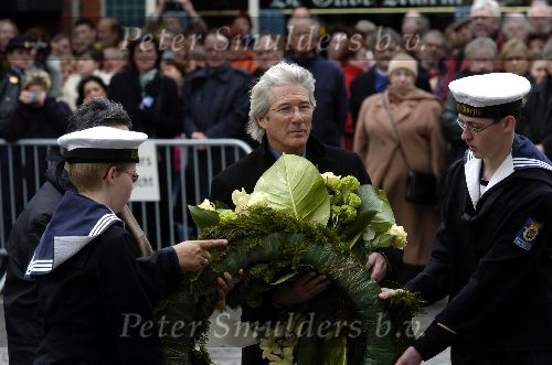 Vlaardingen, 12 Maart 2005 Richard Gere , bekend filmacteur en voor zitter van het ICT