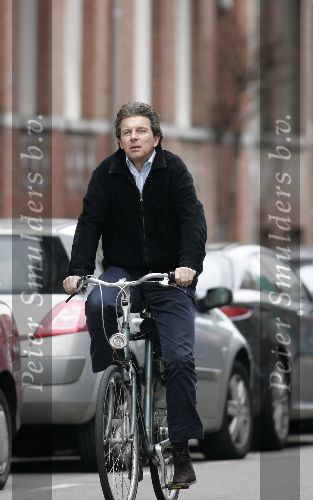 Amsterdam 15 maart 2005
Robert ten Brink op fiets