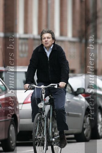 Amsterdam 15 maart 2005
Robert ten Brink op fiets