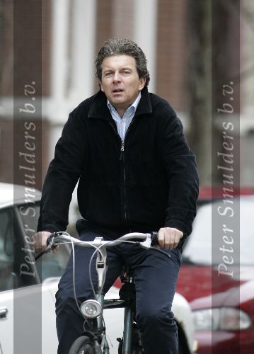 Amsterdam 15 maart 2005
Robert ten Brink op fiets