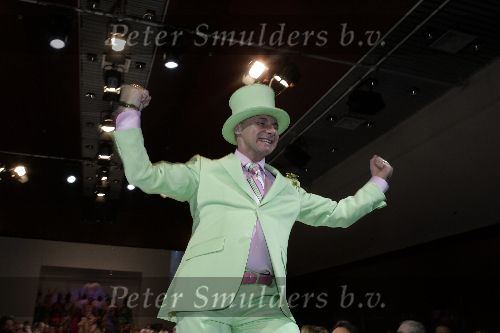 Amsterdam 7 maart 2005
Modeshow Ronald Kolk in hotel Krasnapolsky.
Ronald Kolk met hoed