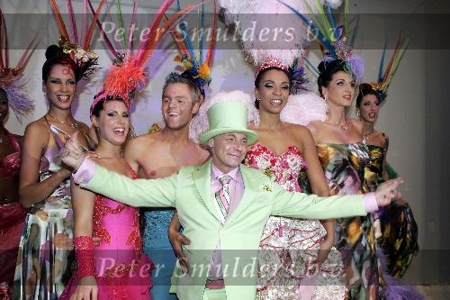 Amsterdam 7 maart 2005
Modeshow Ronald Kolk in hotel Krasnapolsky.
Ronald Kolk met hoed
Peter Smulders bv