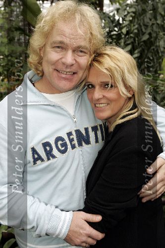 Amsterdam 8 maart 2005
Presentatie Bobo\'s in de bush.
Ruud BB met vriendin
