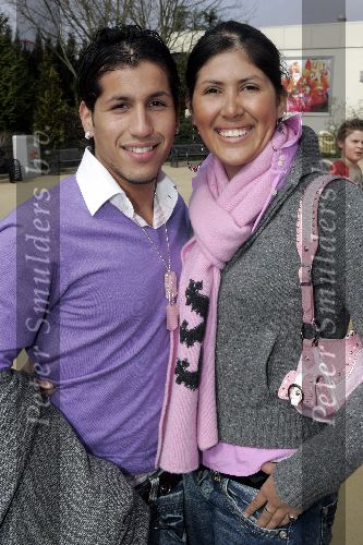 Biddingshuizen 25 maart 2005
opening Walibi World.
Jody Bernal en Shanne Breukhoven