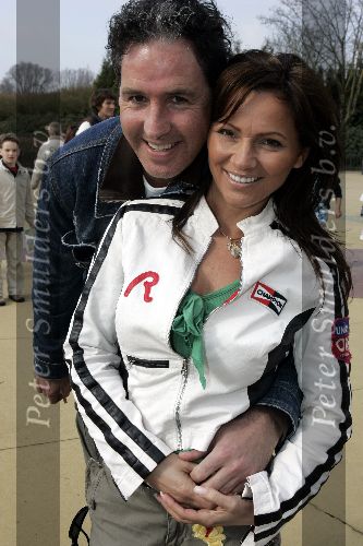 Biddingshuizen 25 maart 2005
opening Walibi World.
Tatjana met Ewald