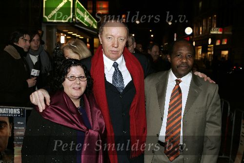 Amsterdam 9 maart 2005
Premiere Hotel Rwanda in Tushinski
Terry George en Paul Rusesabagina