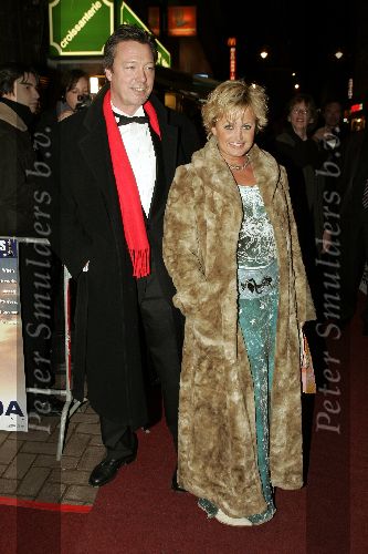Amsterdam 9 maart 2005
Premiere Hotel Rwanda in Tushinski
Vera Mann met een vriend
