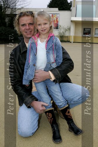 Biddingshuizen 25 maart 2005
opening Walibi World.
Wino Omtzigt en zijn dochter Romy