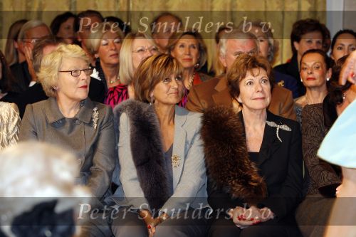 Amsterdam 4 maart 2007
Modeshow Frans Molenaar in het Amstel Hotel. Mevr vv Loon de la Bouchere Sylvia Toth Neelie Kroes en Janneke Brinkman