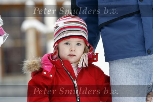 Lech 11 februari 2007
Maxima Prins Willem Alexander Amalia Alexia Koningin Beatrix Prins Constantijn Prinses Laurentien met Prinses Eloise Prins Claus Cazimir en Eleonore op vakatie in Lech.