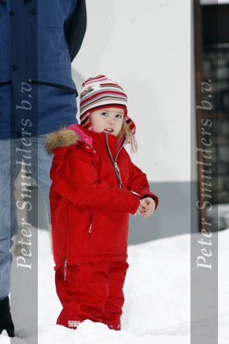 Lech 11 februari 2007
Maxima Prins Willem Alexander Amalia Alexia Koningin Beatrix Prins Constantijn Prinses Laurentien met Prinses Eloise Prins Claus Cazimir en Eleonore op vakatie in Lech.