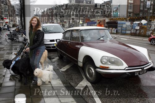 Amsterdam 14 februari 2007
Thierry Duval vraagt Belinda Meuldijk ten huwelijk. Belinda komt aanrijden met een Citroen Snoek.