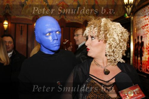 Amsterdam 21 februari 2007
Premiere Dreamgirls in Tuschinski. Blue man group en Karin Bloemen