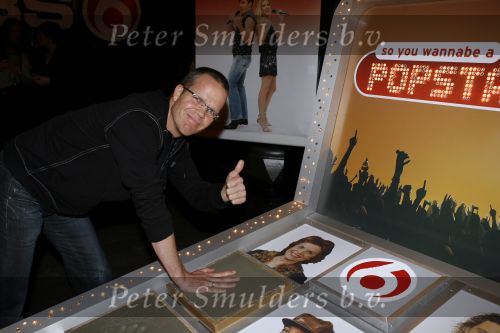 Amsterdam 14 maart 2007
SBS 6 presentatie in Jimmy Woo van who will be the next popstar. Erik Hulzenbosch