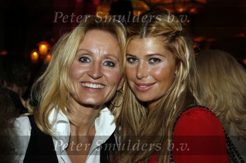 Amsterdam 19 februari 2007
Andre v Duin viert zijn 60e verjaardag in het american hotel. Heel bekend nederland was aanwezig. Estelle Gullit en Natasja Froger