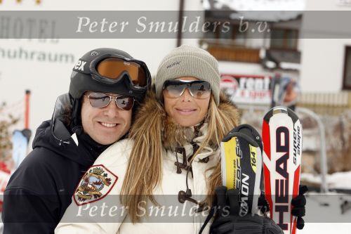 Fiss 25 februari 2007
Ruud Gullit met Estelle Joelle en Maxima op wintersport met Marco Borsato en leontien Jada Senna en Luca.
Peter Smulders bv