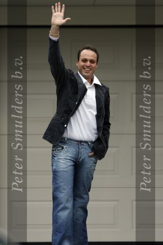 Fijnaart 16 maart 2007
Frans Bauer is 25 kg afgevallen tijdens de periode dat hij niet mocht en kon zingen.