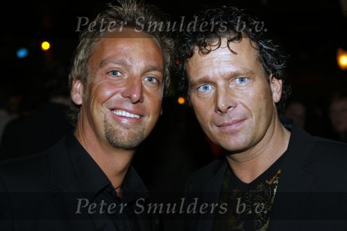 Uitgeest 17 januari 2007
Feest Henk Geels in Bobs saloon. Gebroeders Ko
Peter Smulders bv