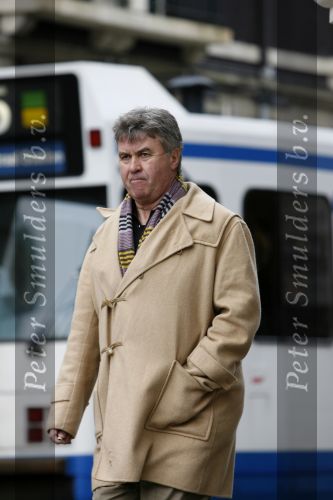 Amsterdam 7 maart 2007
Guus Hiddink winkelend op de pc hoofdstraat.