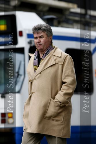 Amsterdam 7 maart 2007
Guus Hiddink winkelend op de pc hoofdstraat.