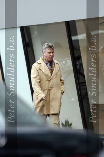 Amsterdam 7 maart 2007
Guus Hiddink winkelend op de pc hoofdstraat.