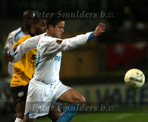 Breda, 28 Februari 2007
NAC-PSV, eindstand 3-0 Wedstrijd KNVB-beker 1/4 finale Seizoen 2006/2007
Ibrahim Afellay in duel met Kurt Elshot
