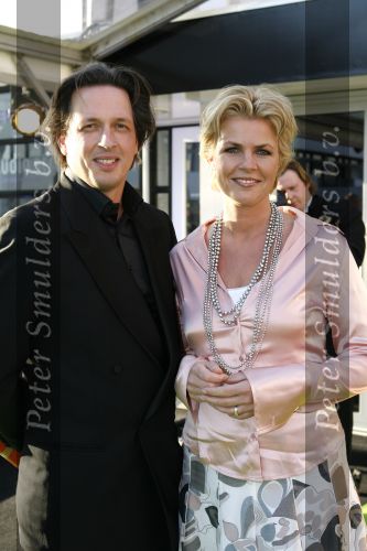 Hilversum 12 maart 2007
Feest voor de 65 e verjaardag van Joop v d Ende in studio 21. Irene v d Laar met man Barry