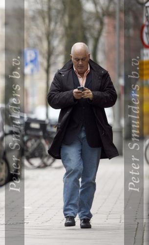 Amsterdam 2 maart 2007
Jack v Gelder met gsm op de pc hooftstraat.
