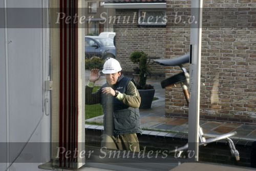 Volendam 17 februari 2007
Jan Smit is bij de sloop van het huis dat hj gekocht heeft. Op deze plek wordt xijn nieuwe huis gebouwd.