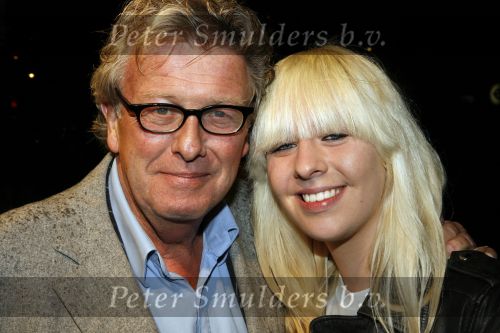 Amsterdam 6 maart 2007
Premiere La Vie en Rose  i Tuschiski. Jan des Bouvrie met dochter